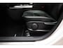 Mercedes-Benz GLA 180 AMG Line | PANORAMADAK | HALF LEDER | STOELVERWARMING | APPLE