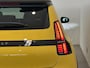 Renault R5 Urban Range Techno 40 kWh | Pack Winter | Van: € 31.559,- nu rijklaar voor: € 30.059,-