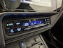 Toyota Auris Touring Sports 1.8 Hybrid Business Pro | Keyless | Climate Control | Cruise Control | Lichtmetalen velgen 16"