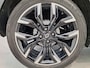 Renault Clio 1.0 TCe 90 Techno | Navigatie 9,3" | Climate Control | Cruise Control | Draadloze telefoonlader | Lichtmetalen velgen 17" | Parkeersensoren achter en achteruitrijcamera