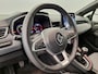 Renault Clio 1.0 TCe 90 Techno | Navigatie 9,3" | Climate Control | Cruise Control | Draadloze telefoonlader | Lichtmetalen velgen 17" | Parkeersensoren achter en achteruitrijcamera