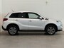 Suzuki Vitara 1.4 Boosterjet Select Smart Hybrid | Climate Control | Cruise Control | Achteruitrijcamera | Lichtmetalen velgen 17"
