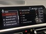 BMW 3-Serie 320e Business Edition Plus | M Sport | LED | Parkeersensoren voor, achter en achteruitrijcamera | Apple Carplay/Android Auto