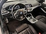 BMW 3-Serie 320e Business Edition Plus | M Sport | LED | Parkeersensoren voor, achter en achteruitrijcamera | Apple Carplay/Android Auto