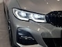 BMW 3-Serie 320e Business Edition Plus | M Sport | LED | Parkeersensoren voor, achter en achteruitrijcamera | Apple Carplay/Android Auto