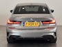 BMW 3-Serie 320e Business Edition Plus | M Sport | LED | Parkeersensoren voor, achter en achteruitrijcamera | Apple Carplay/Android Auto