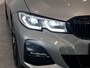 BMW 3-Serie 320e Business Edition Plus | M Sport | LED | Parkeersensoren voor, achter en achteruitrijcamera | Apple Carplay/Android Auto