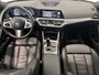 BMW 3-Serie 320e Business Edition Plus | M Sport | LED | Parkeersensoren voor, achter en achteruitrijcamera | Apple Carplay/Android Auto