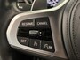BMW 3-Serie 320e Business Edition Plus | M Sport | LED | Parkeersensoren voor, achter en achteruitrijcamera | Apple Carplay/Android Auto