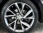 Skoda Superb Combi 1.4 TSI iV Sportline Business | 360° camera | Panoramadak | Trekhaak elektrisch wegklapbaar | Lichtmetalen velgen 19"