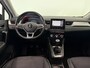 Renault Captur 1.3 TCe 130 Intens | 130 Pk! | Trekhaak | Navigatie | Climate Control | Cruise Control | Lichtmetalen velgen 17" | Apple Carplay/Android Auto | Parkeersensoren voor, achter en achteruitrijcamera