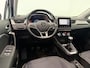 Renault Captur 1.3 TCe 130 Intens | 130 Pk! | Trekhaak | Navigatie | Climate Control | Cruise Control | Lichtmetalen velgen 17" | Apple Carplay/Android Auto | Parkeersensoren voor, achter en achteruitrijcamera