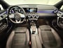 Mercedes-Benz A-klasse 180 Business Solution AMG | Keyless | Matrix LED | Panoramadak