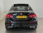 Mercedes-Benz A-klasse 180 Business Solution AMG | Keyless | Matrix LED | Panoramadak