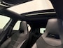 Mercedes-Benz A-klasse 200 Business Solution AMG | Matrix LED | Panoramadak | Lichtmetalen velgen 19" | Apple Carplay/Android Auto