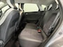 Renault Captur 1.6 E-Tech Hybrid 145 Intens | All season banden | Lichtmetalen velgen 18" | Parkeersensoren en achteruitrijcamera | Apple Carplay/Android Auto