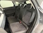 Renault Captur 1.6 E-Tech Hybrid 145 Intens | All season banden | Lichtmetalen velgen 18" | Parkeersensoren en achteruitrijcamera | Apple Carplay/Android Auto
