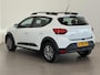 Dacia Sandero Stepway 1.0 TCe 110 Expression | Trekhaak | Dodehoek Detectie | Parkeersensoren voor, achter en achteruitrijcamera