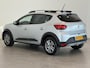 Dacia Sandero Stepway 1.0 TCe 90 CVT Comfort | Navigatie | Climate Control | Stoelverwarming | Dodehoek Detectie | Apple Carplay/Android Auto | Parkeersensoren voor, achter en achteruitrijcamera