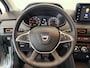 Dacia Sandero Stepway 1.0 TCe 90 CVT Comfort | Navigatie | Climate Control | Stoelverwarming | Dodehoek Detectie | Apple Carplay/Android Auto | Parkeersensoren voor, achter en achteruitrijcamera