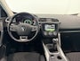 Renault Kadjar 1.3 TCe 140 Intens | Dodehoek Detectie | Stoel-, stuur- en voorruitverwarming | Parkeersensoren voor, zij, achter en achteruitrijcamera