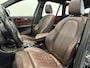 BMW X1 xDrive25e High Executive X-Line | 82,8% SOH | Leder | Panoramadak | Head-Up Display | Stoel- en stuurverwarming