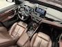 BMW X1 xDrive25e High Executive X-Line | 82,8% SOH | Leder | Panoramadak | Head-Up Display | Stoel- en stuurverwarming