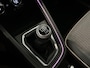 Renault Clio 1.0 TCe 90 Techno | Navigatie 9,3" | Climate Control | Cruise Control | Draadloze telefoonlader | Lichtmetalen velgen 17" | Parkeersensoren achter en achteruitrijcamera