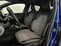 Renault Clio 1.0 TCe 90 Techno | Navigatie 9,3" | Climate Control | Cruise Control | Draadloze telefoonlader | Lichtmetalen velgen 17" | Parkeersensoren achter en achteruitrijcamera
