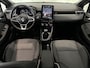 Renault Clio 1.0 TCe 90 Techno | Navigatie 9,3" | Climate Control | Cruise Control | Draadloze telefoonlader | Lichtmetalen velgen 17" | Parkeersensoren achter en achteruitrijcamera