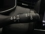 Renault Clio 1.0 TCe 90 Techno | Navigatie 9,3" | Climate Control | Cruise Control | Draadloze telefoonlader | Lichtmetalen velgen 17" | Parkeersensoren achter en achteruitrijcamera