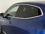 Renault Clio 1.0 TCe 90 Techno | Navigatie 9,3" | Climate Control | Cruise Control | Draadloze telefoonlader | Lichtmetalen velgen 17" | Parkeersensoren achter en achteruitrijcamera
