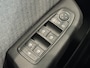 Renault Clio 1.6 E-Tech Full Hybrid 145 Techno | Navigatie 9,3" | Draadloze telefoonlader | Lichtmetalen velgen 17" | Parkeersensoren achter en achteruitrijcamera | Climate Control | Cruise Control | Apple Carplay/Android Auto