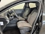 Renault Clio 1.6 E-Tech Full Hybrid 145 Techno | Navigatie 9,3" | Draadloze telefoonlader | Lichtmetalen velgen 17" | Parkeersensoren achter en achteruitrijcamera | Climate Control | Cruise Control | Apple Carplay/Android Auto