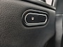 Mercedes-Benz CLA 180 Business Line | Stoelverwarming | Achteruitrijcamera | Parkeersensoren rondom | All-Season banden |