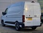 Renault Master T35 2.0 dCi 130 L2H2 Advance DEMO | NAVIGATIE | ACHTERUITRIJCAMERA | TREKHAAK | BETIMMERING | CLIMA | ALL SEASON BANDEN