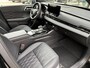Mitsubishi Outlander 2.4 PHEV BlackEdition NIEUW UIT VOORRAAD LEVERBAAR | BlackEdition | Lederen Bekleding | Verwarmbare stoelen | Stoelventilatie voor | Adaptieve Cruise Control | Parkeersensoren voor- en achter | Verwarmbare achterbank | Panoramadak Elektrisch | 8 jaar fabrieksgarantie