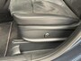 Mercedes-Benz GLA 200 Business Solution AMG | Trekhaak | Panoramadak | Achteruitrijcamera | Stoelverwarming |