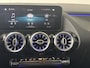 Mercedes-Benz GLA 200 Business Solution AMG | Trekhaak | Panoramadak | Achteruitrijcamera | Stoelverwarming |