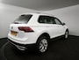 Volkswagen Tiguan 1.4 TSI eHybrid Elegance | Panoramadak | Stoelverwarming | Camera | elektrisch bedienbare achterklep |