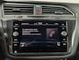 Volkswagen Tiguan 1.4 TSI eHybrid Elegance | Panoramadak | Stoelverwarming | Camera | elektrisch bedienbare achterklep |