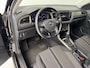 Volkswagen T-Roc 1.5 TSI Style Business | Panoramadak | Navigatie | Climate Control | Elektrische Achterklep |