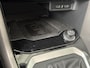 Volkswagen T-Roc 1.5 TSI Style Business | Panoramadak | Navigatie | Climate Control | Elektrische Achterklep |