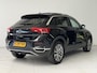 Volkswagen T-Roc 1.5 TSI Style Business | Panoramadak | Navigatie | Climate Control | Elektrische Achterklep |