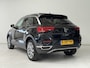 Volkswagen T-Roc 1.5 TSI Style Business | Panoramadak | Navigatie | Climate Control | Elektrische Achterklep |