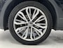 Volkswagen T-Roc 1.5 TSI Style Business | Panoramadak | Navigatie | Climate Control | Elektrische Achterklep |