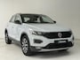 Volkswagen T-Roc 1.0 TSI Style | Stoelverwarming | Parkeersensoren V+A | Climate Control | DAB+ |