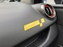 Renault Clio 1.6 Turbo R.S. Trophy | NL-Auto | Akrapovic Uitlaat | Leder | Stoelverwarming | Dealer Onderhouden!