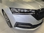Skoda Octavia Combi 1.0 e-TSI Sport Business | Navigatie | Carplay | Elektrische Achterklep |