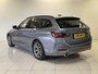 BMW 3-Serie Touring 330e xDrive | Panoramadak | Trekhaak | Elektrische Achterklep | 96% SOH